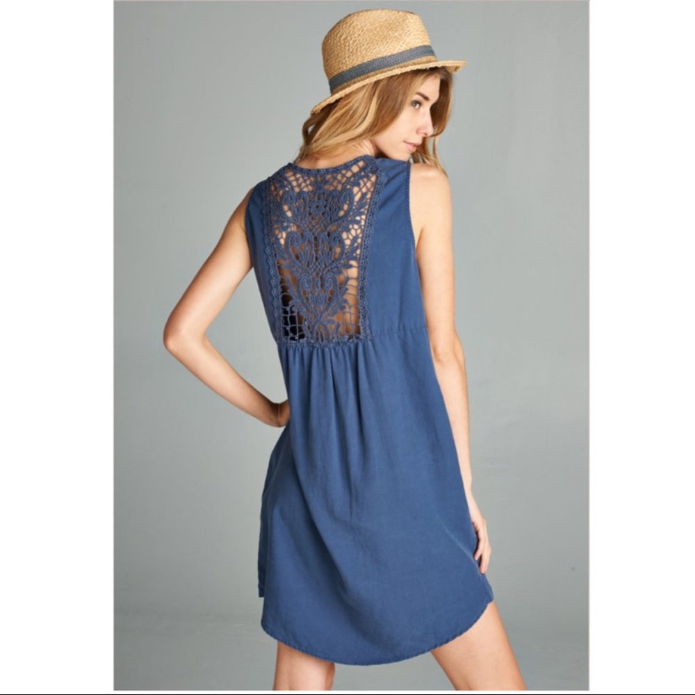 Blue dress with back lace - Picture 1 of 5